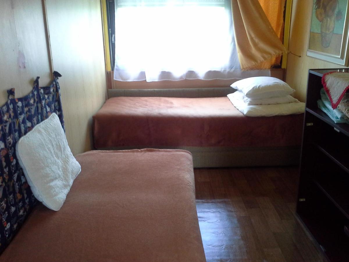 Apartmán Utulny privat Veľký Meder Exteriér fotografie