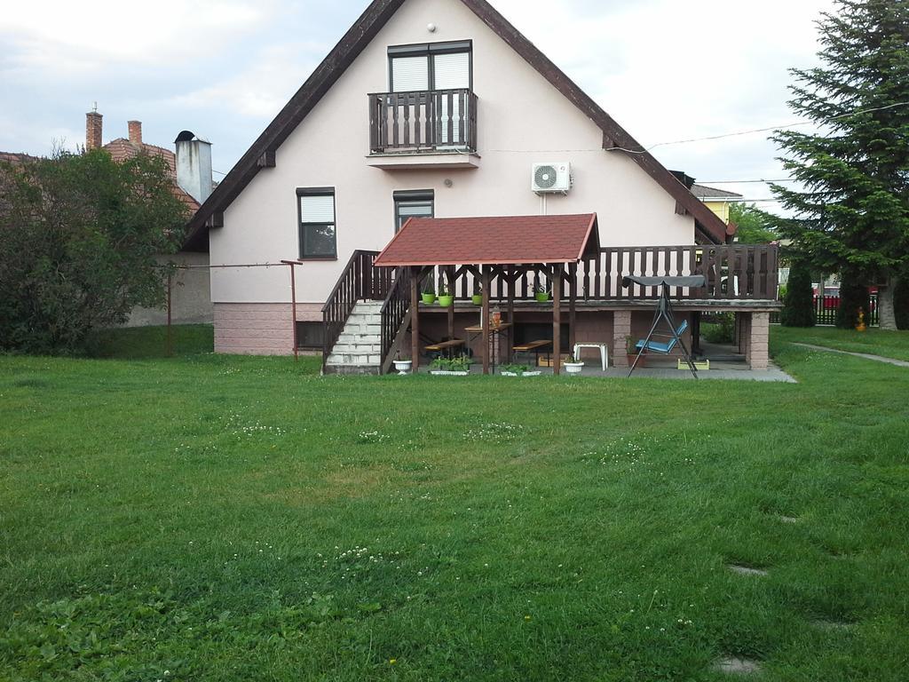 Apartmán Utulny privat Veľký Meder Exteriér fotografie
